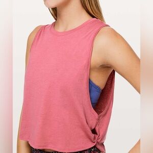Lululemon turn and twist cropped tank top pink cherry dust size 6